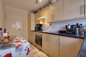 Kitchen- click for photo gallery